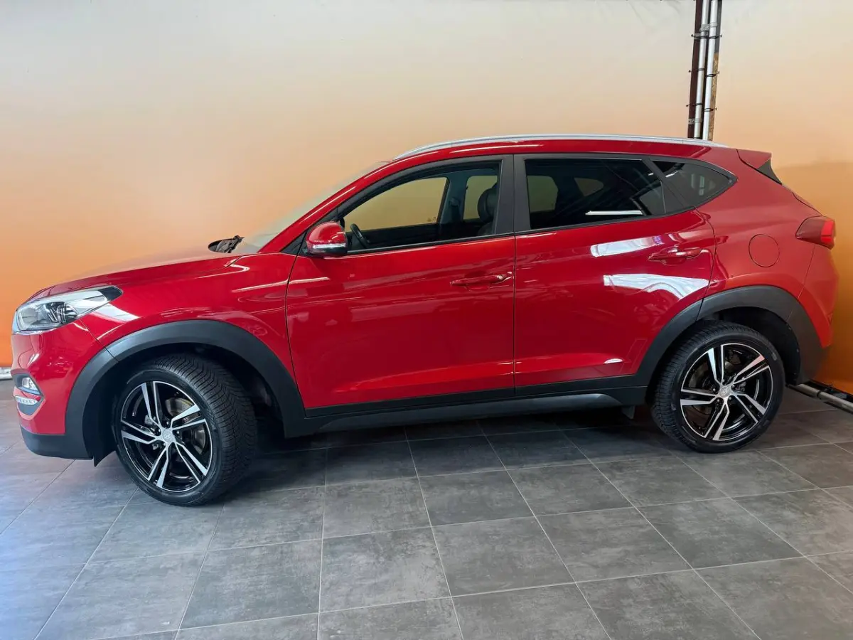 1.6 GDi Anniversary Edition leer | navi | trekhaak | cruise control camera | 4x all season nieuw |