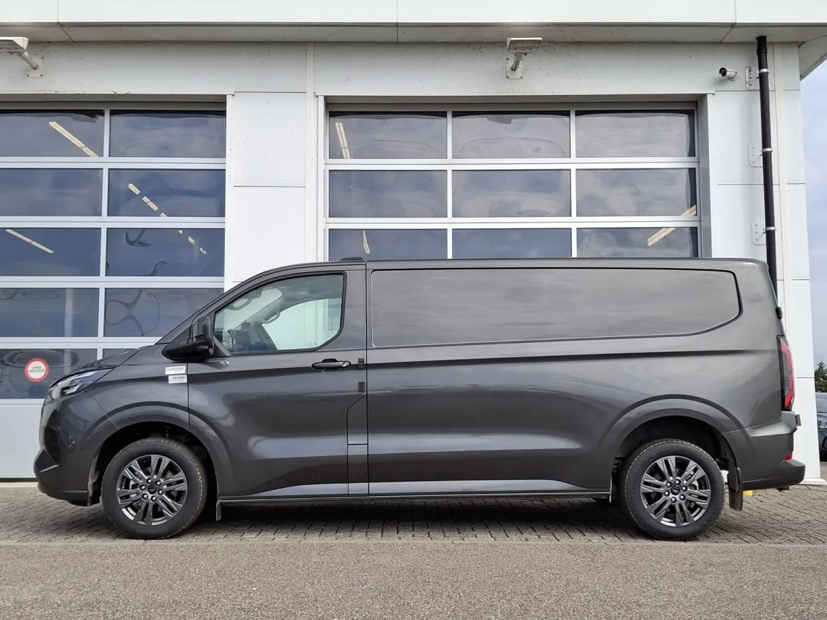 Cust. 340 L2H1 Limited 71 kWh | Driver Assistent Pack Ultimate | Verwarmde Stoelen+Stuur+Voorruit | 17'' LMV |