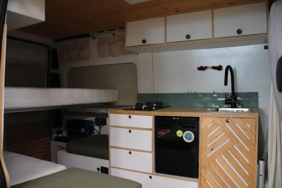 L2H2 CAMPER