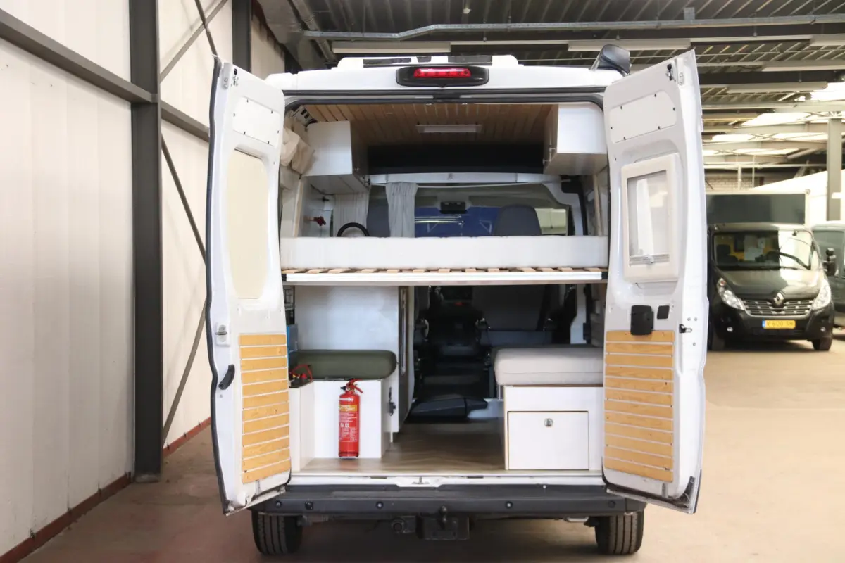 L2H2 CAMPER