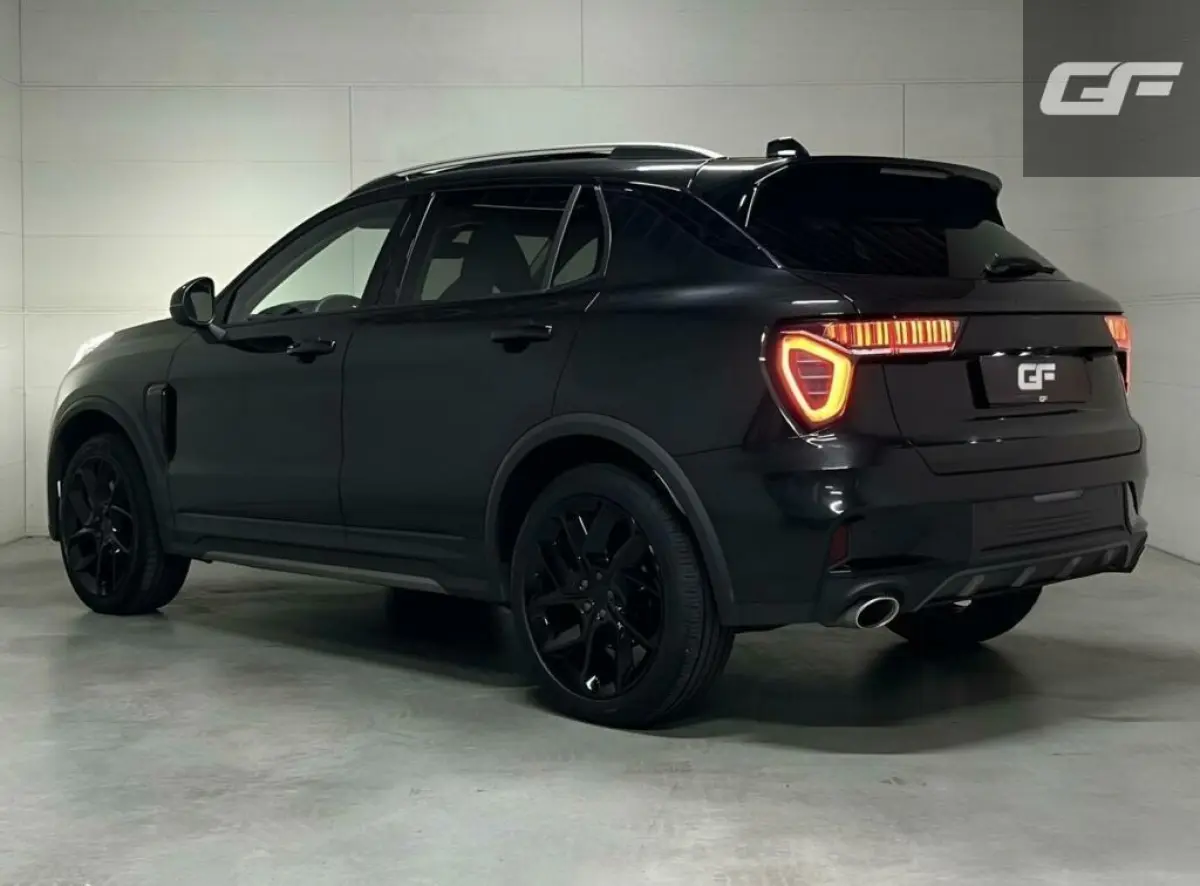 1.5 Plug-in Black Edition Sfeerver. CarPlay 360°