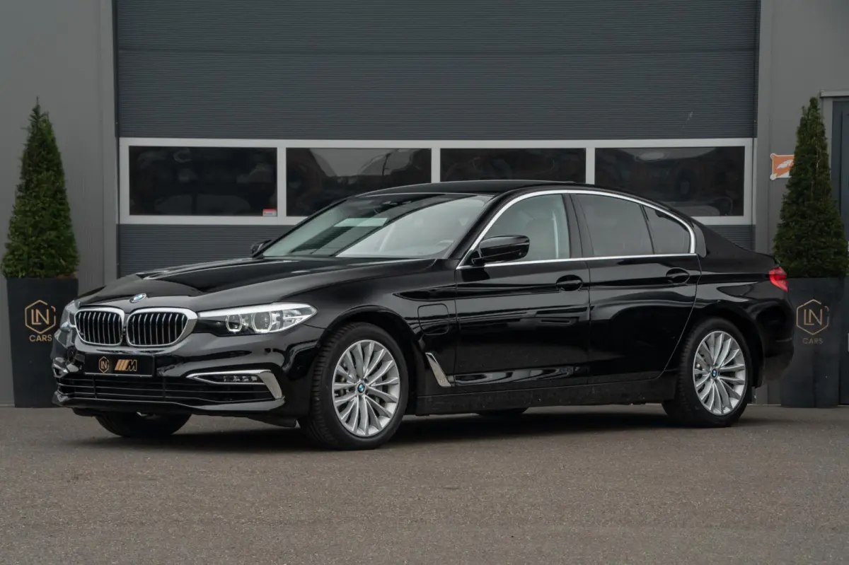 530e iPerformance eDrive Luxury line | Camera