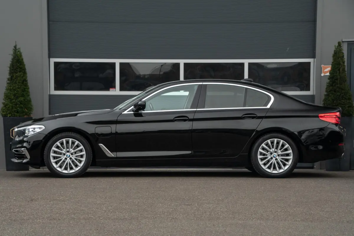 530e iPerformance eDrive Luxury line | Camera