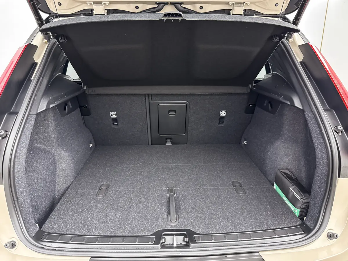Single Motor Extended Range 82kWh Plus | 19" | Panoramadak| Harman Kardon | 360 Camera | Getint Glas | Adaptieve Cruise | BLIS | Keyless | Stoel/Stuurverwarming | Warmtepomp