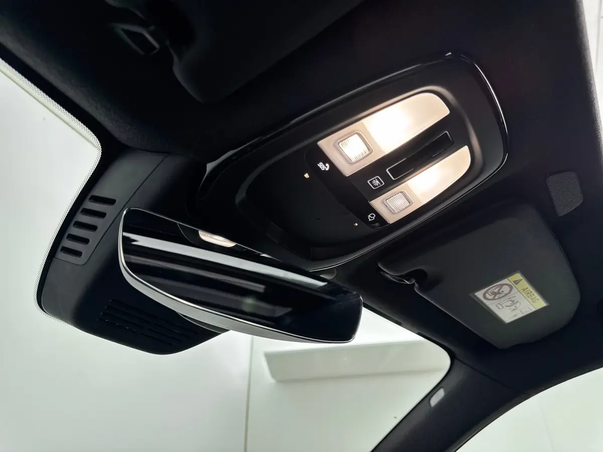 Single Motor Extended Range 82kWh Plus | 19" | Panoramadak| Harman Kardon | 360 Camera | Getint Glas | Adaptieve Cruise | BLIS | Keyless | Stoel/Stuurverwarming | Warmtepomp