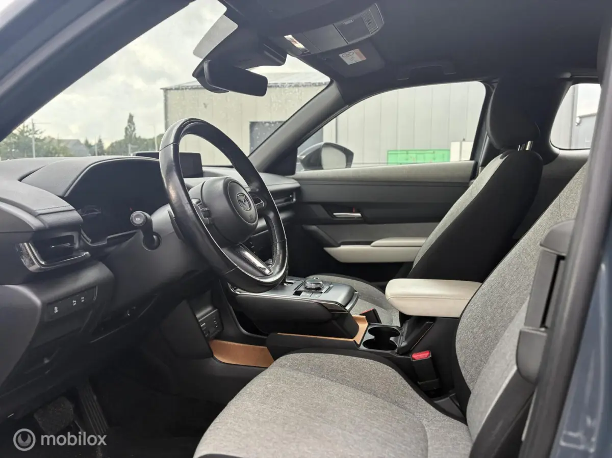 e-SkyActiv 145 36 kWh | Grijs | SOH 95,75% | MOBA | Stoel- & Stuurverwarming