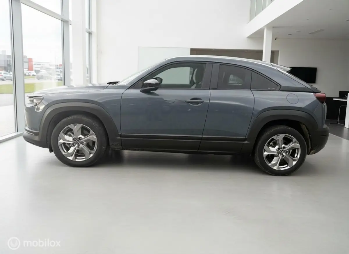 e-SkyActiv 145 36 kWh | Grijs | SOH 95,75% | MOBA | Stoel- & Stuurverwarming