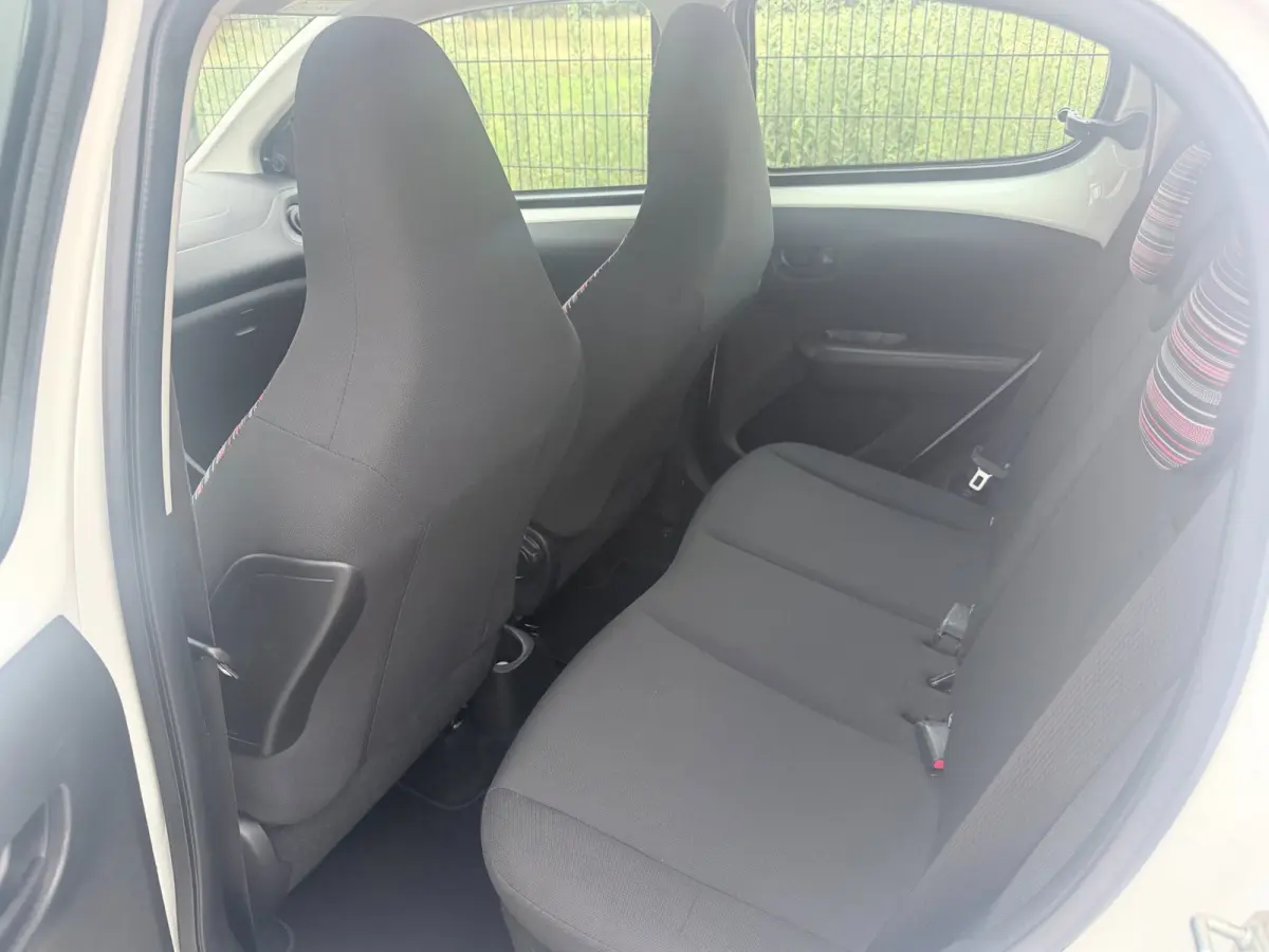 1.0 VTi Feel | AIRCO | Bluetooth | 72PK | 1ste eigenaar |