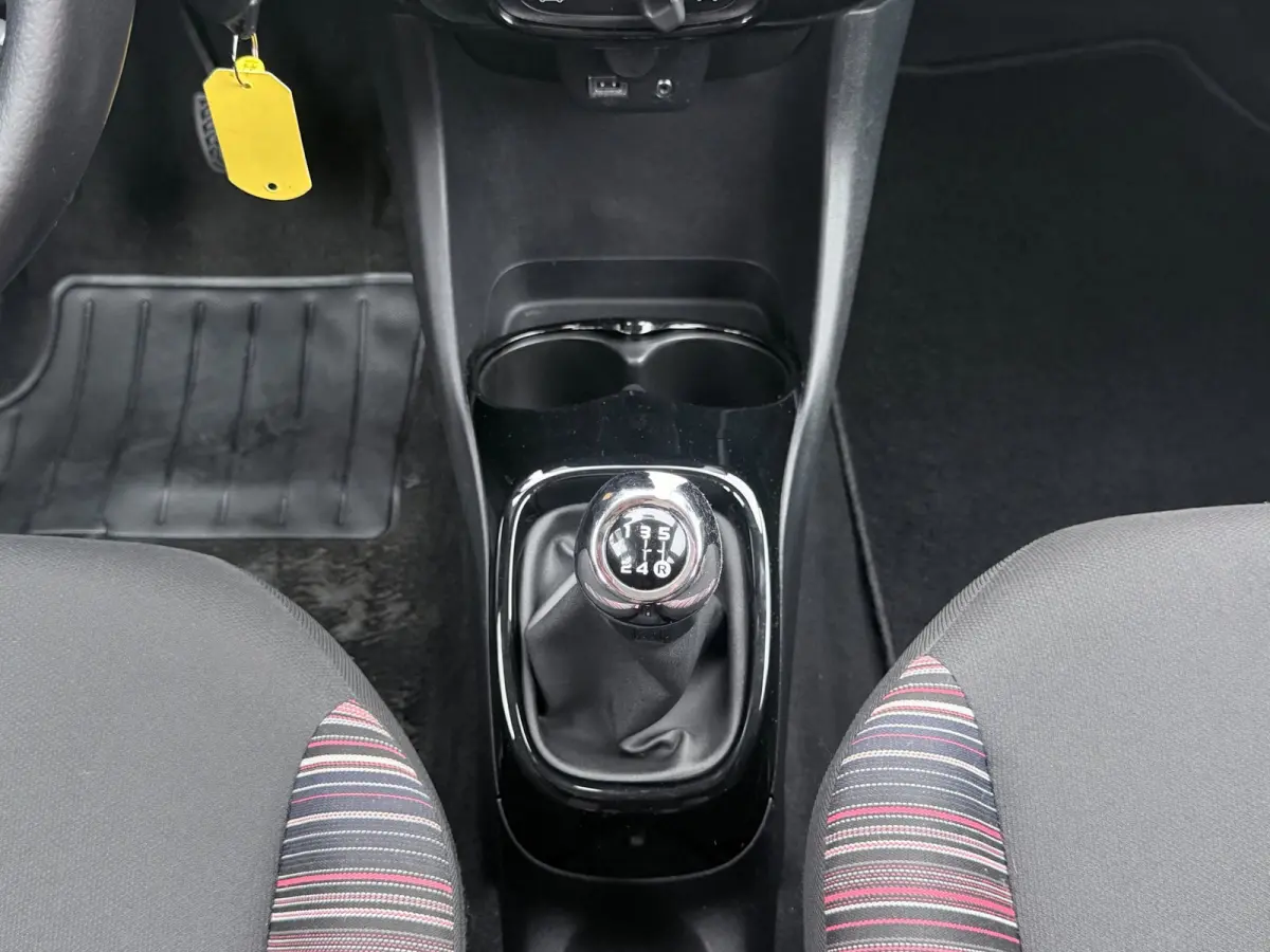 1.0 VTi Feel | AIRCO | Bluetooth | 72PK | 1ste eigenaar |
