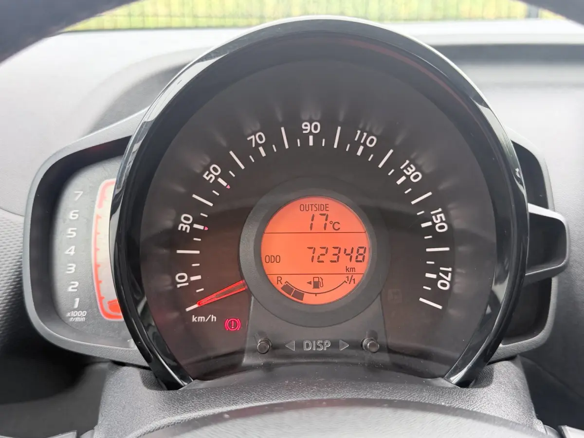 1.0 VTi Feel | AIRCO | Bluetooth | 72PK | 1ste eigenaar |