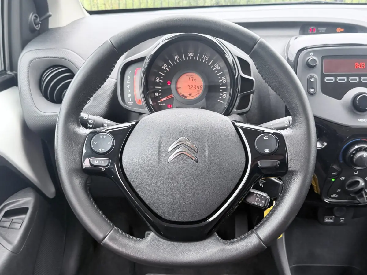 1.0 VTi Feel | AIRCO | Bluetooth | 72PK | 1ste eigenaar |