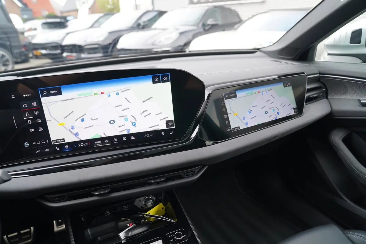 3.0 TFSI quattro 50 year edition | Head Up Display | PDLC Panorama | Massage | Stoelverkoeling | 360 Camera