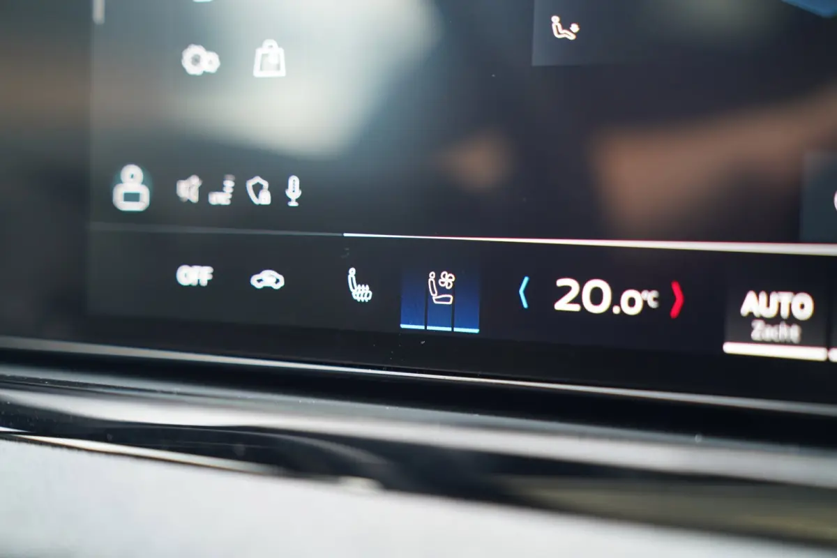 3.0 TFSI quattro 50 year edition | Head Up Display | PDLC Panorama | Massage | Stoelverkoeling | 360 Camera