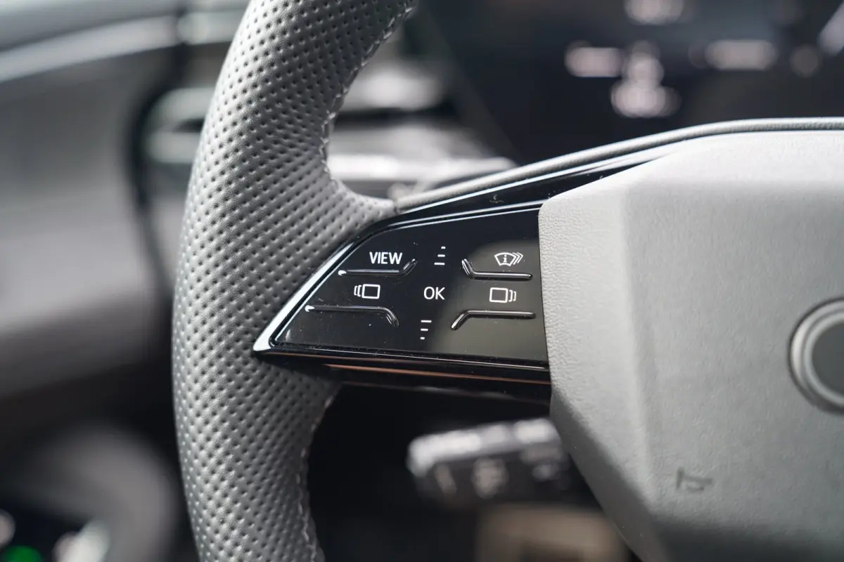 3.0 TFSI quattro 50 year edition | Head Up Display | PDLC Panorama | Massage | Stoelverkoeling | 360 Camera