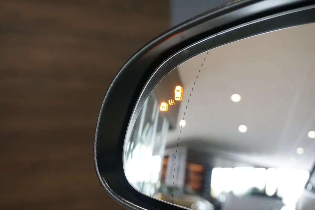 1.6 GDI HEV Premium * DEALDER ONDERHOUDEN * + KEYLESS / LEDER / STOELVENTILATIE / CAMERA / HUD