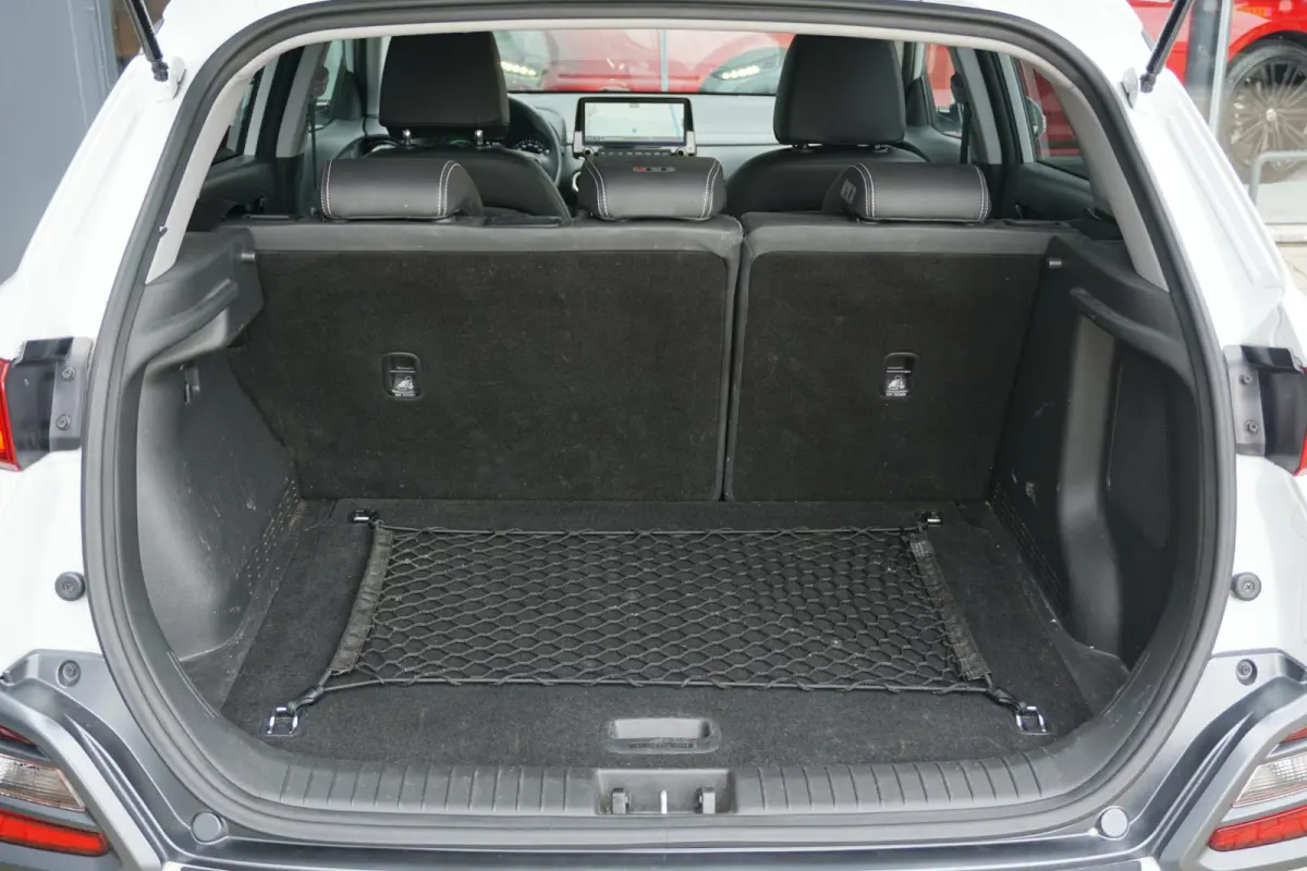 1.6 GDI HEV Premium * DEALDER ONDERHOUDEN * + KEYLESS / LEDER / STOELVENTILATIE / CAMERA / HUD