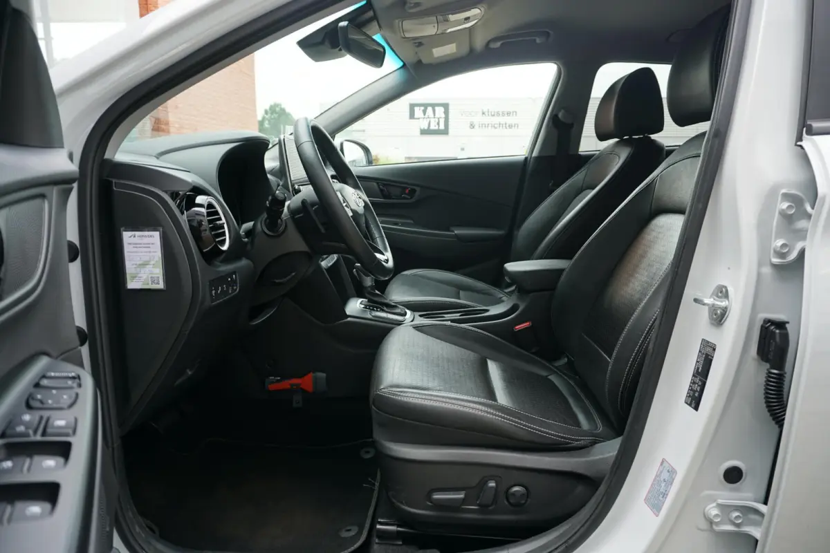 1.6 GDI HEV Premium * DEALDER ONDERHOUDEN * + KEYLESS / LEDER / STOELVENTILATIE / CAMERA / HUD