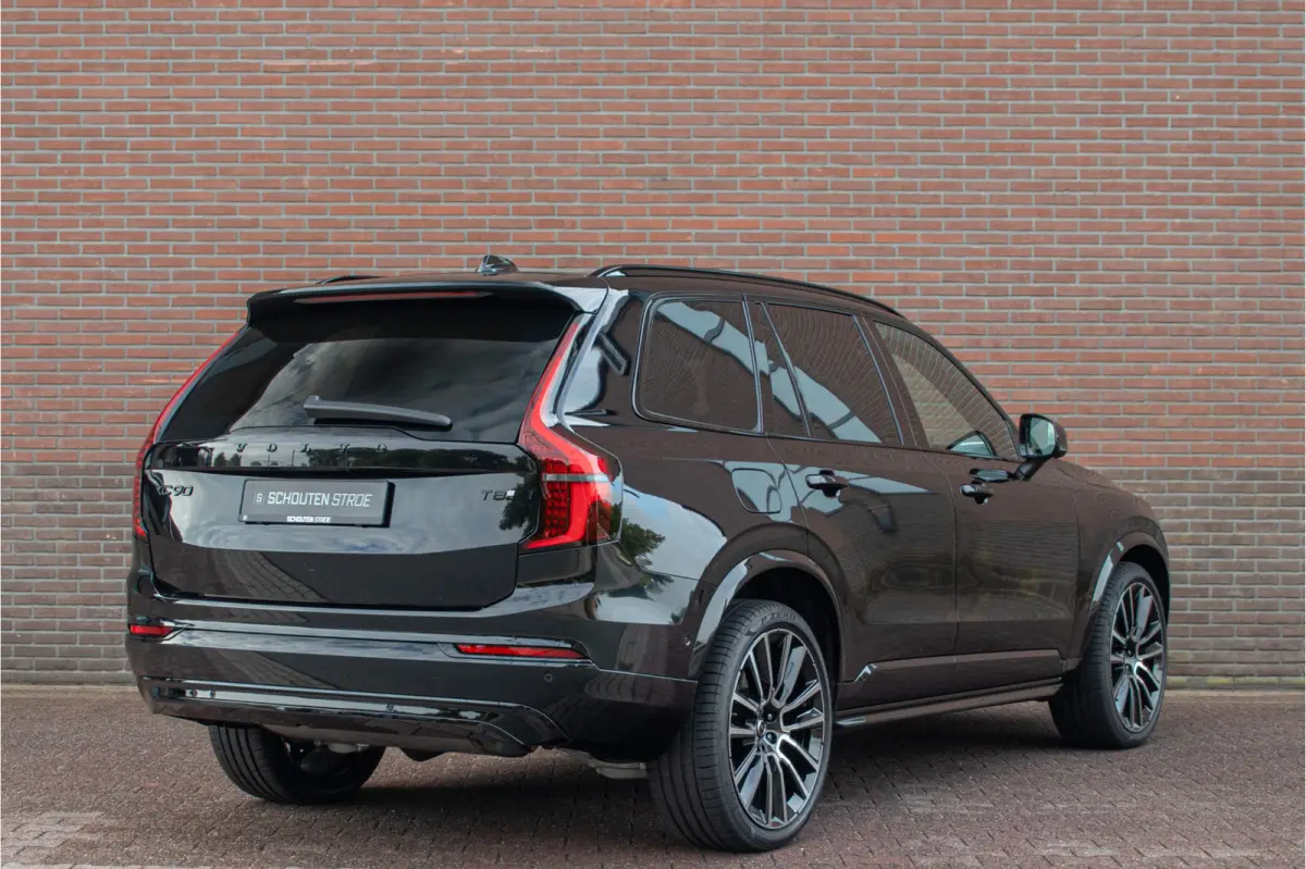 T8 AWD Plug-in 406pk Ultra Black Edition Executive, Bowers & Wilkins, Trekhaak, Nappaleder, Luchtvering, Stoelkoeling.
