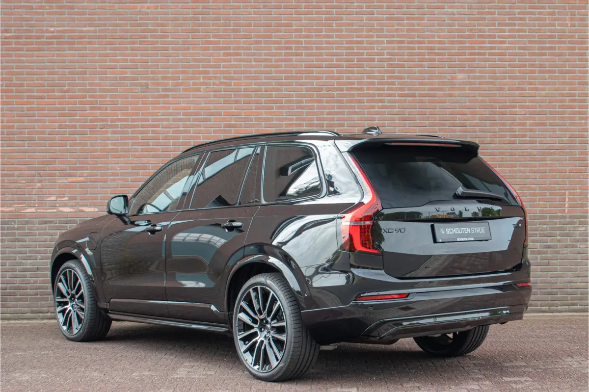 T8 AWD Plug-in 406pk Ultra Black Edition Executive, Bowers & Wilkins, Trekhaak, Nappaleder, Luchtvering, Stoelkoeling.