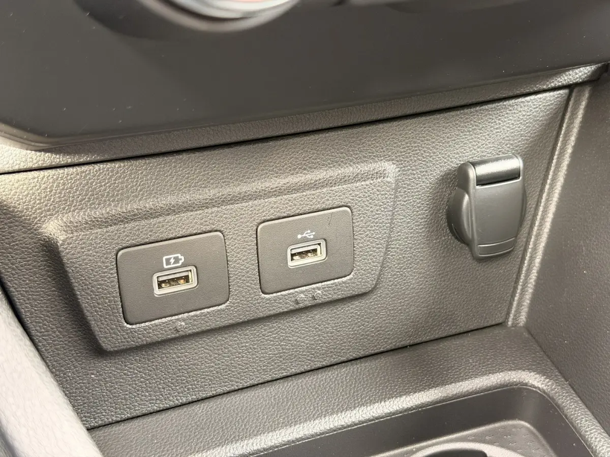 1.3 TCe Prestige Automaat Trekhaak CarPlay Camera DAB Cruise