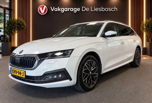 1.4 TSI iV PHEV Sportline Business/pano/head up/memory /apple/dodehoek