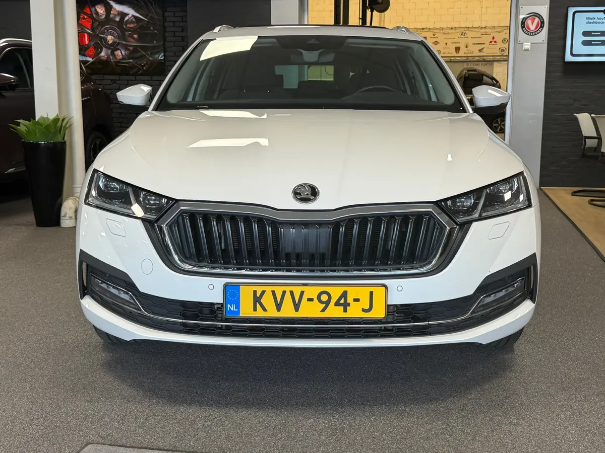 1.4 TSI iV PHEV Sportline Business/pano/head up/memory /apple/dodehoek