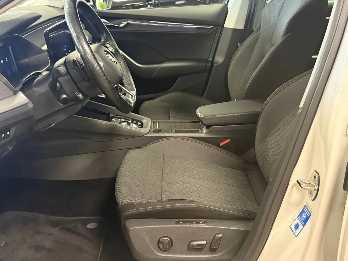 1.4 TSI iV PHEV Sportline Business/pano/head up/memory /apple/dodehoek