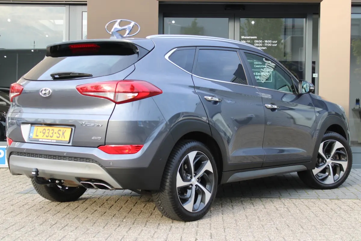 1.6 T-GDi Premium 4WD | Achteruitrijcamera | Keyless entry | Trekhaak