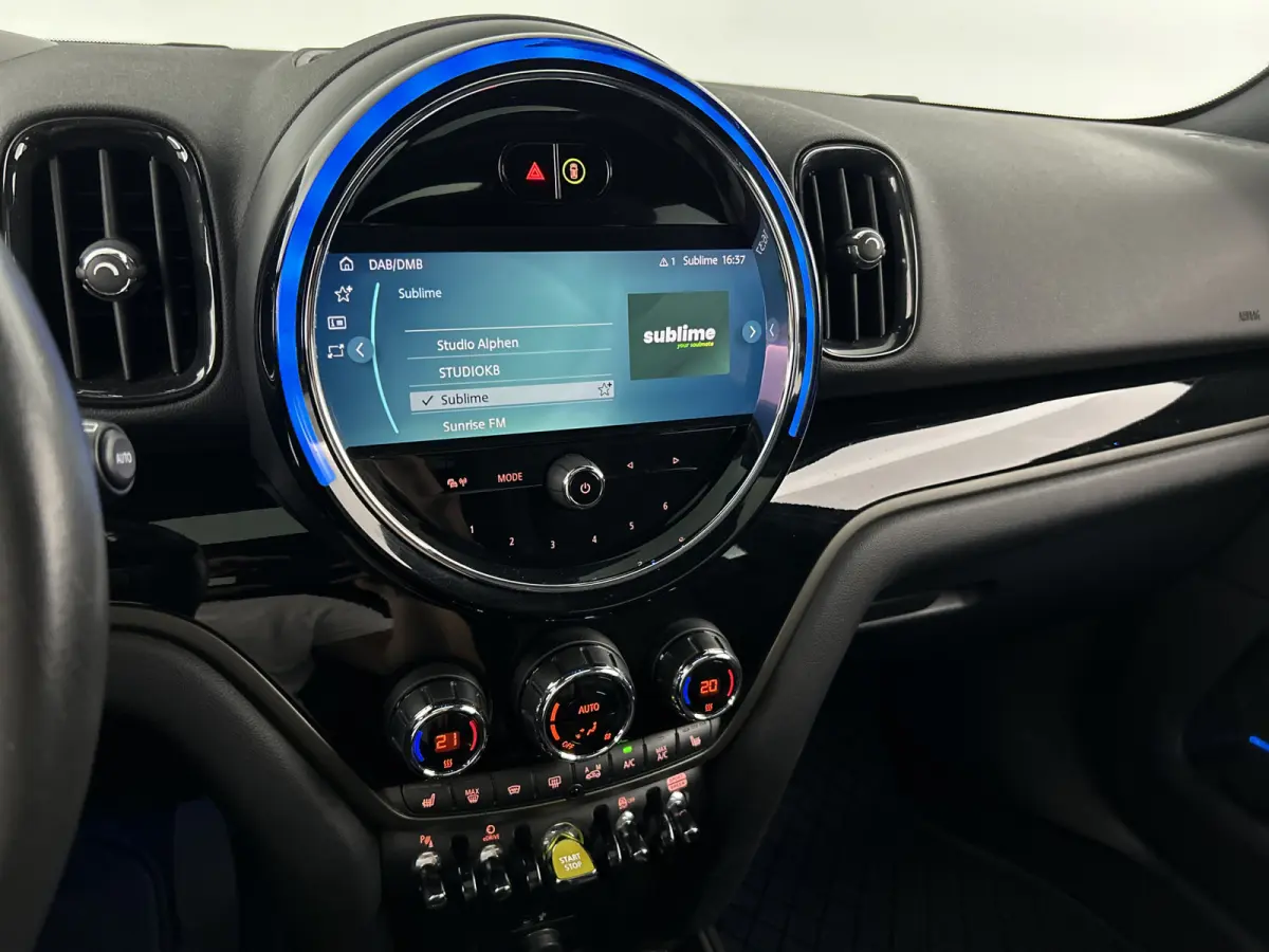 1.5 Cooper ALL4 Premium/HUD/Panodak/H&K/Memory