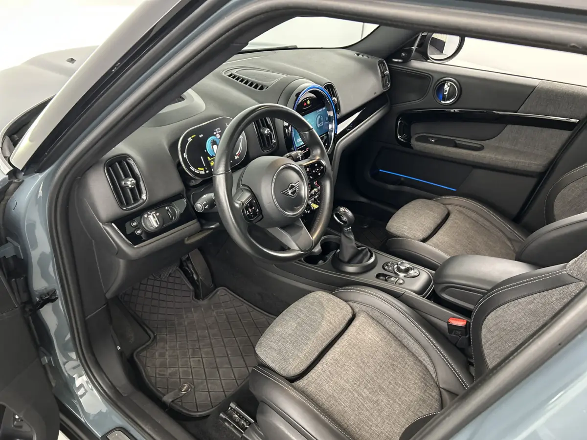 1.5 Cooper ALL4 Premium/HUD/Panodak/H&K/Memory