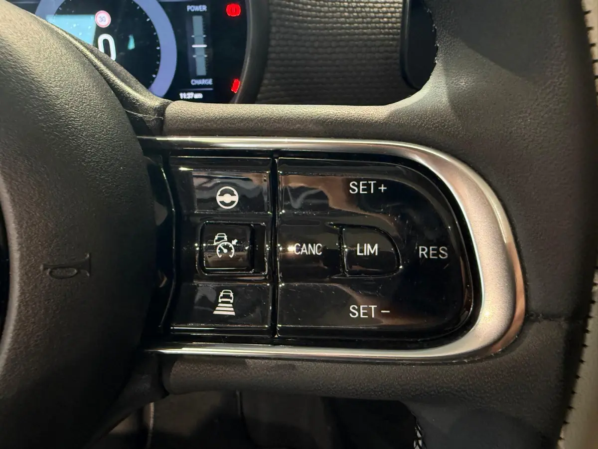 La Prima 42 kWh by Bocelli / Pano / 360 CAM / Keyless / Techno. Pack