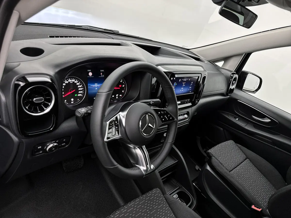 119 CDI Pro L3 DC *Edition* Dubbele Schuifdeur Led 19"Lichtmetaal Trekhaak Dubbele cabine Achteruitrijcamera Betimmering