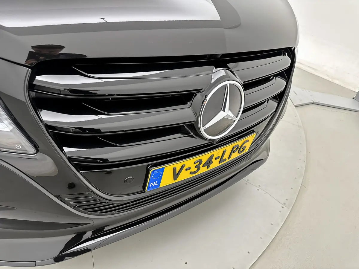 119 CDI Pro L3 DC *Edition* Dubbele Schuifdeur Led 19"Lichtmetaal Trekhaak Dubbele cabine Achteruitrijcamera Betimmering