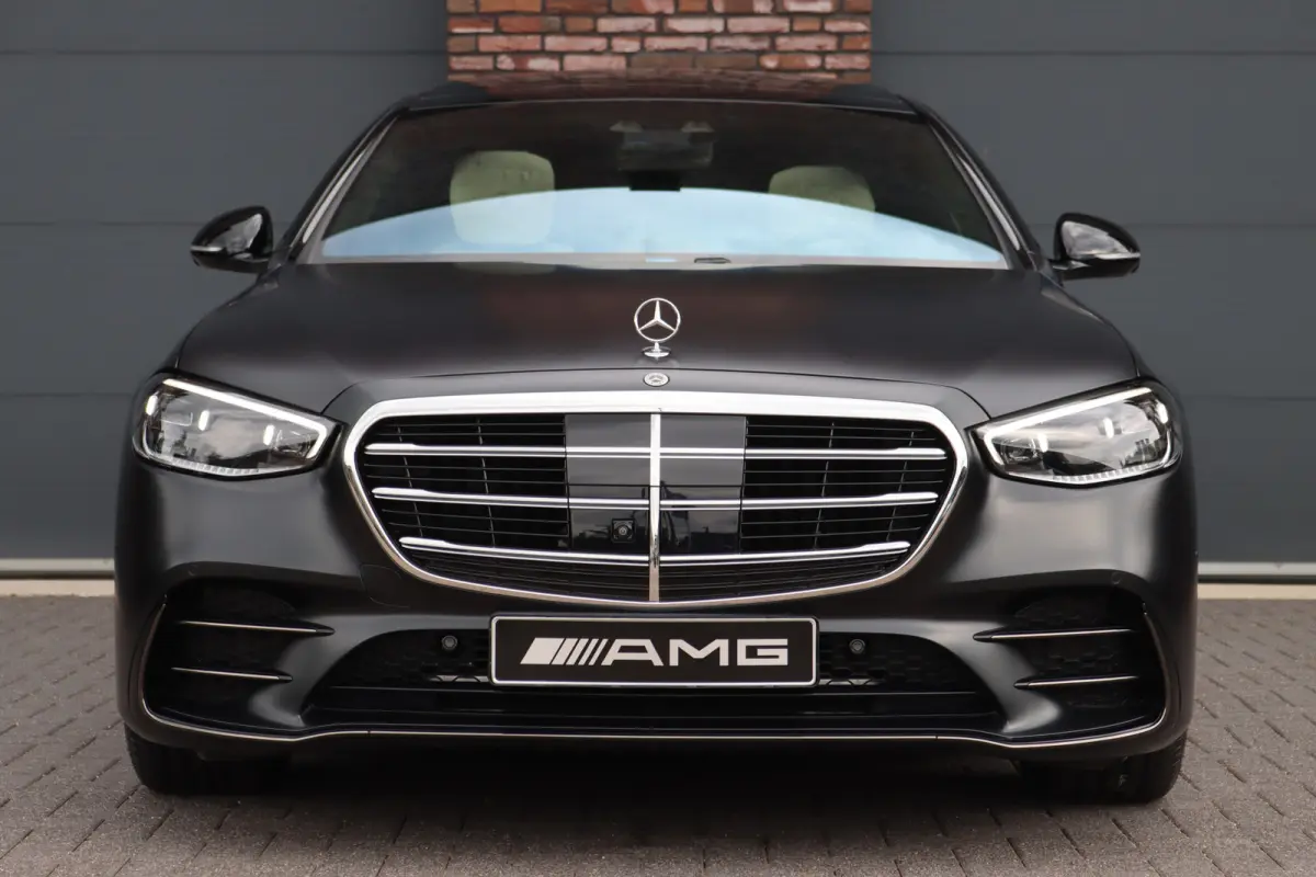 580 e 4MATIC Lang AMG Line | Manufaktur | Airmatic | Chauffeurspakket | Achterasbesturing | Augmented HUD | Distronic+ | Burmester | Exclusief Nappa Leder | 3D-Display | Vlakkenverwarming | 