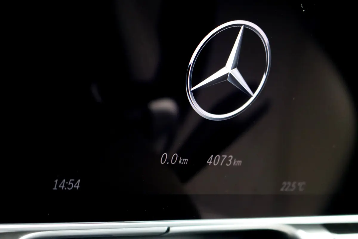 580 e 4MATIC Lang AMG Line | Manufaktur | Airmatic | Chauffeurspakket | Achterasbesturing | Augmented HUD | Distronic+ | Burmester | Exclusief Nappa Leder | 3D-Display | Vlakkenverwarming | 