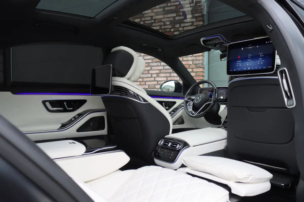 580 e 4MATIC Lang AMG Line | Manufaktur | Airmatic | Chauffeurspakket | Achterasbesturing | Augmented HUD | Distronic+ | Burmester | Exclusief Nappa Leder | 3D-Display | Vlakkenverwarming | 