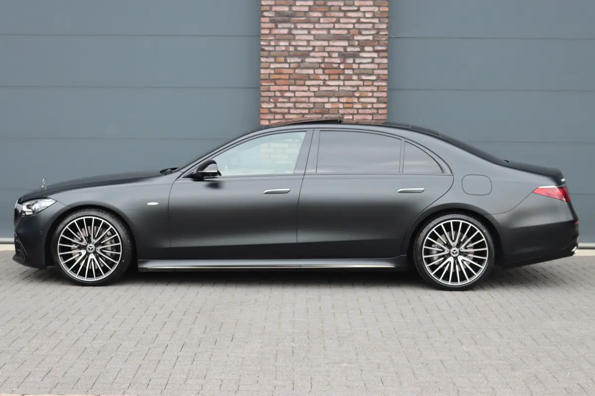580 e 4MATIC Lang AMG Line | Manufaktur | Airmatic | Chauffeurspakket | Achterasbesturing | Augmented HUD | Distronic+ | Burmester | Exclusief Nappa Leder | 3D-Display | Vlakkenverwarming | 
