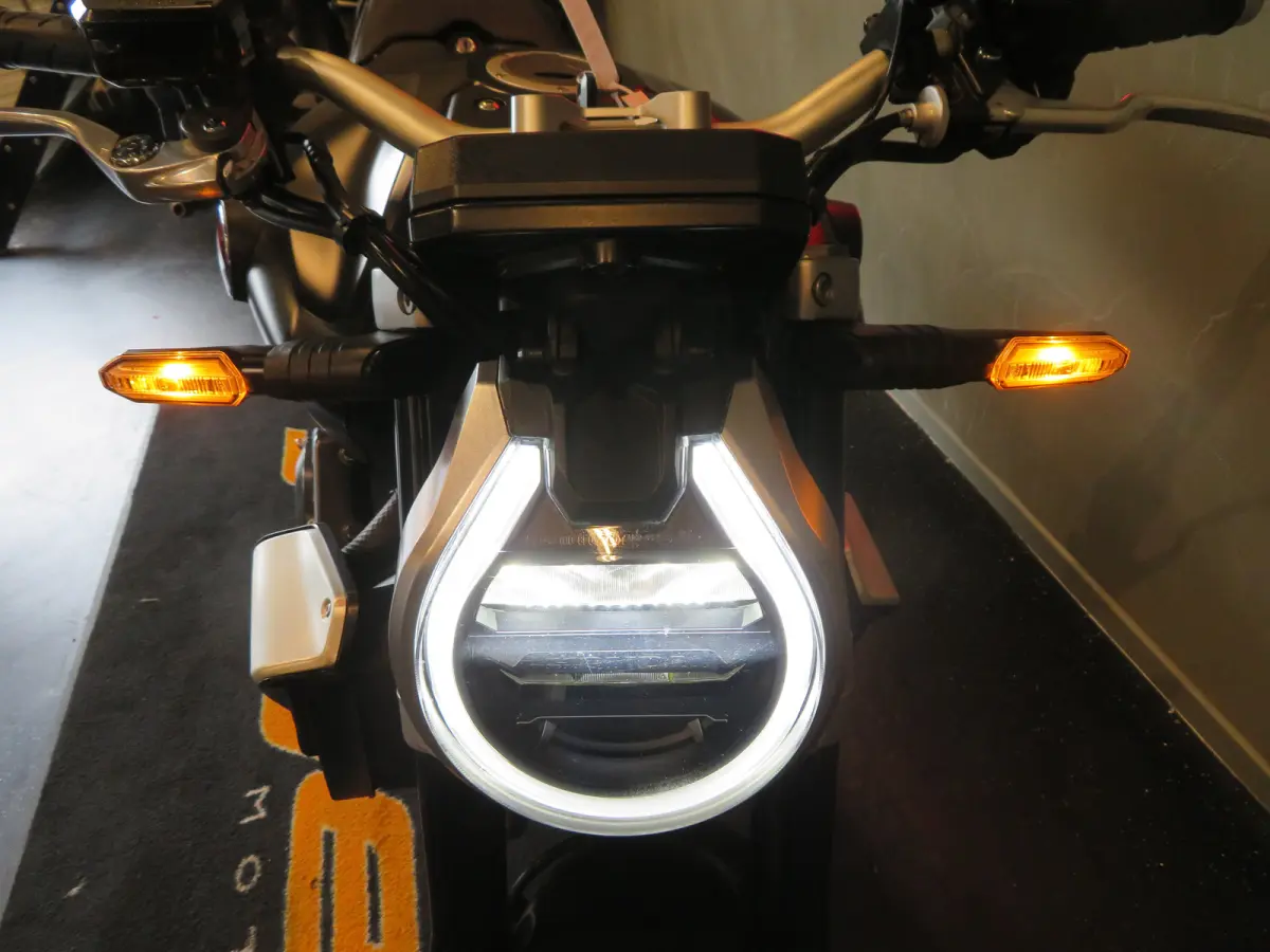 CB1000 HISTORIE PERFECT!
