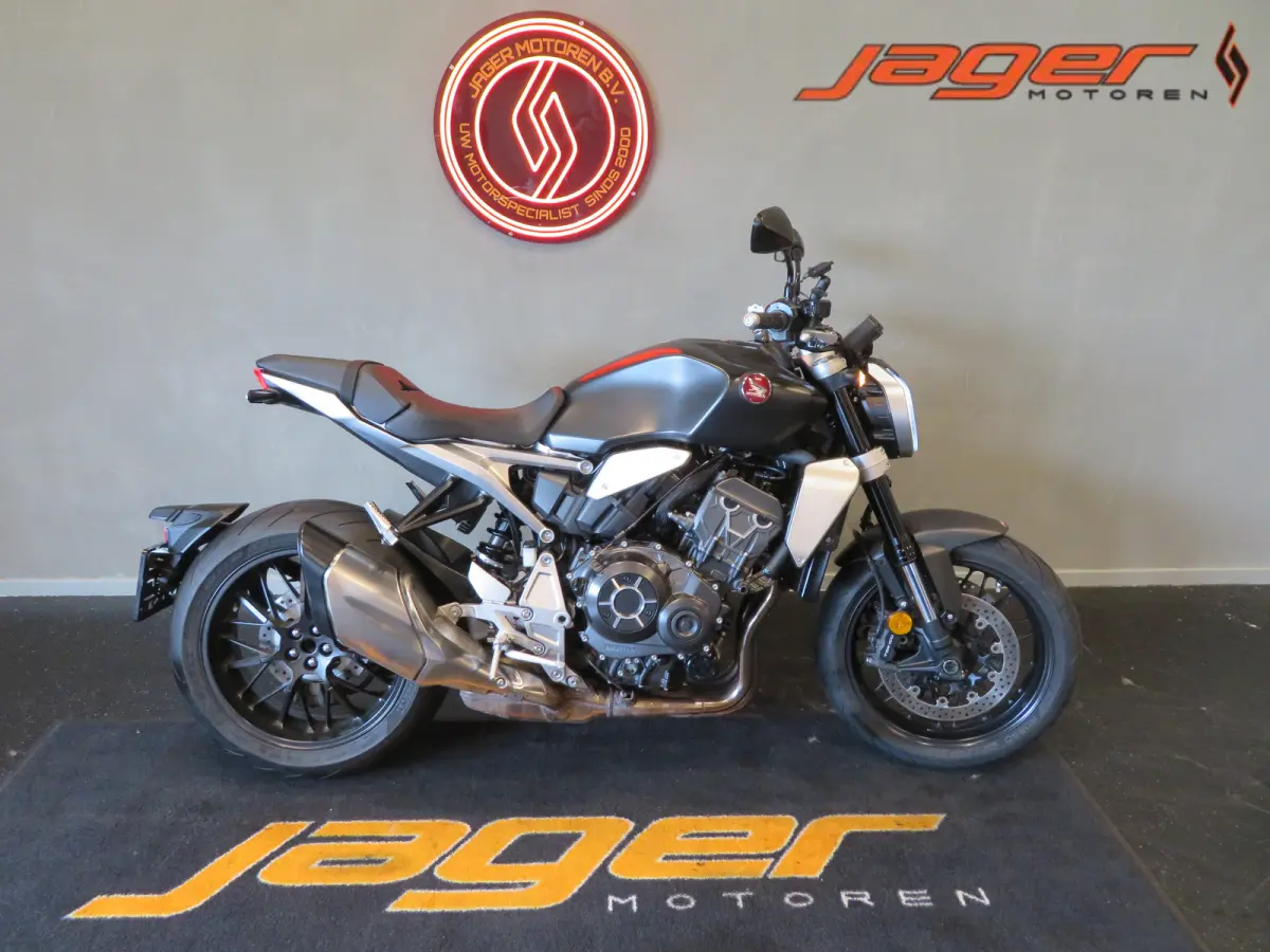 Honda CB 1000 R 2022 Benzine Onbekend leasen