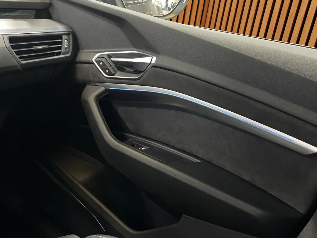 50 quattro S edition 71 kWh B&O | Adaptieve cruise | Stoel- stuurverw. | Memory | Leder | 21" | Pano | Trekhaak | Headup