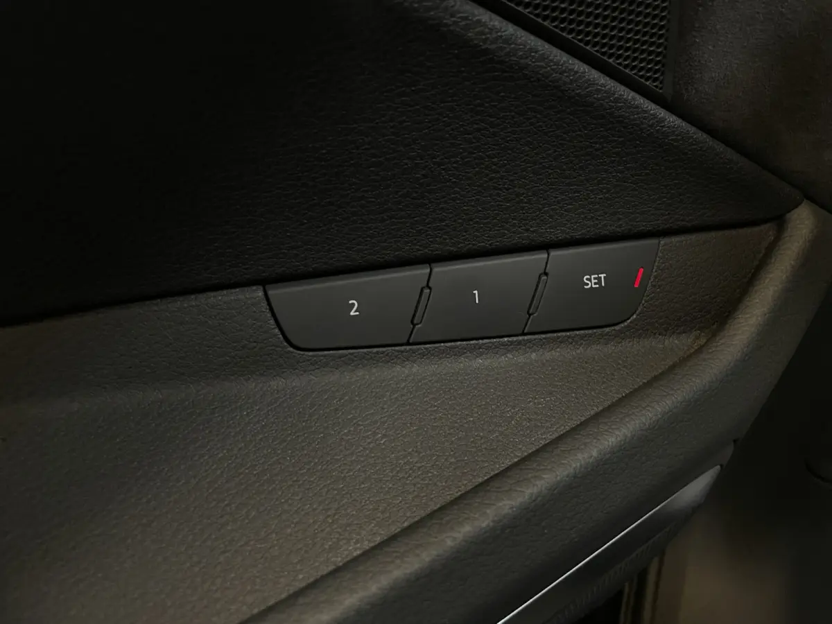 50 quattro S edition 71 kWh B&O | Adaptieve cruise | Stoel- stuurverw. | Memory | Leder | 21" | Pano | Trekhaak | Headup
