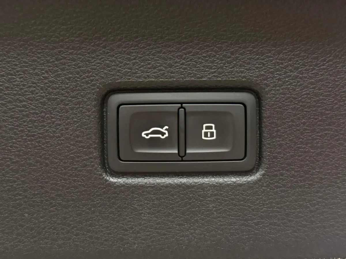 50 TFSI e S Line*Navi*Matrix*Pano*InclBTW*