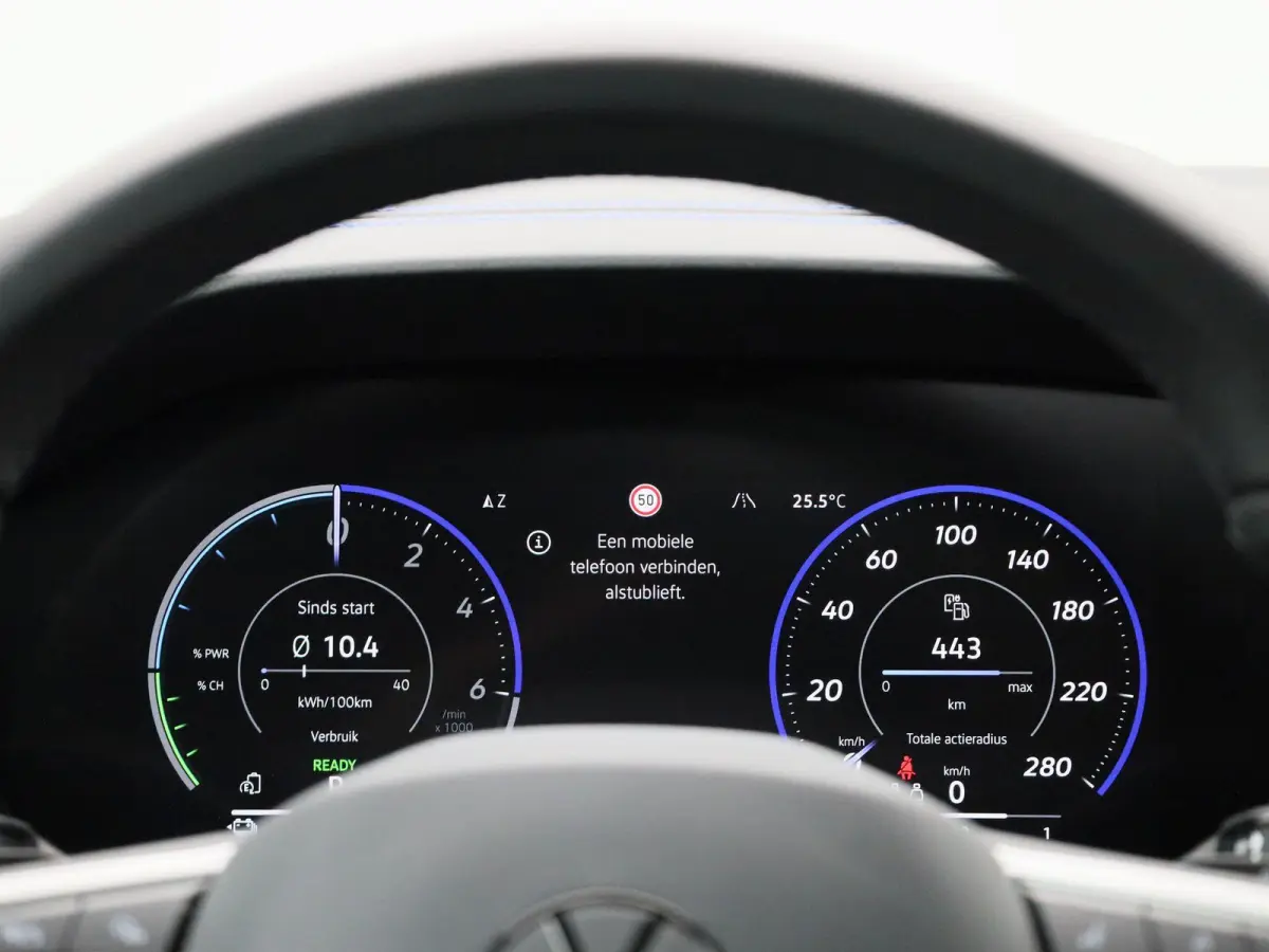 3.0 TSi eHybrid 4MOTION R Edition 462 PK| SoH 100% | V6 | Panoramadak | Leder Interieur | Luchtvering | Navigatie | Dodehoekdetectie | 360 Camera | Head-Updisplay | Stoelverwarming Voor & Ac