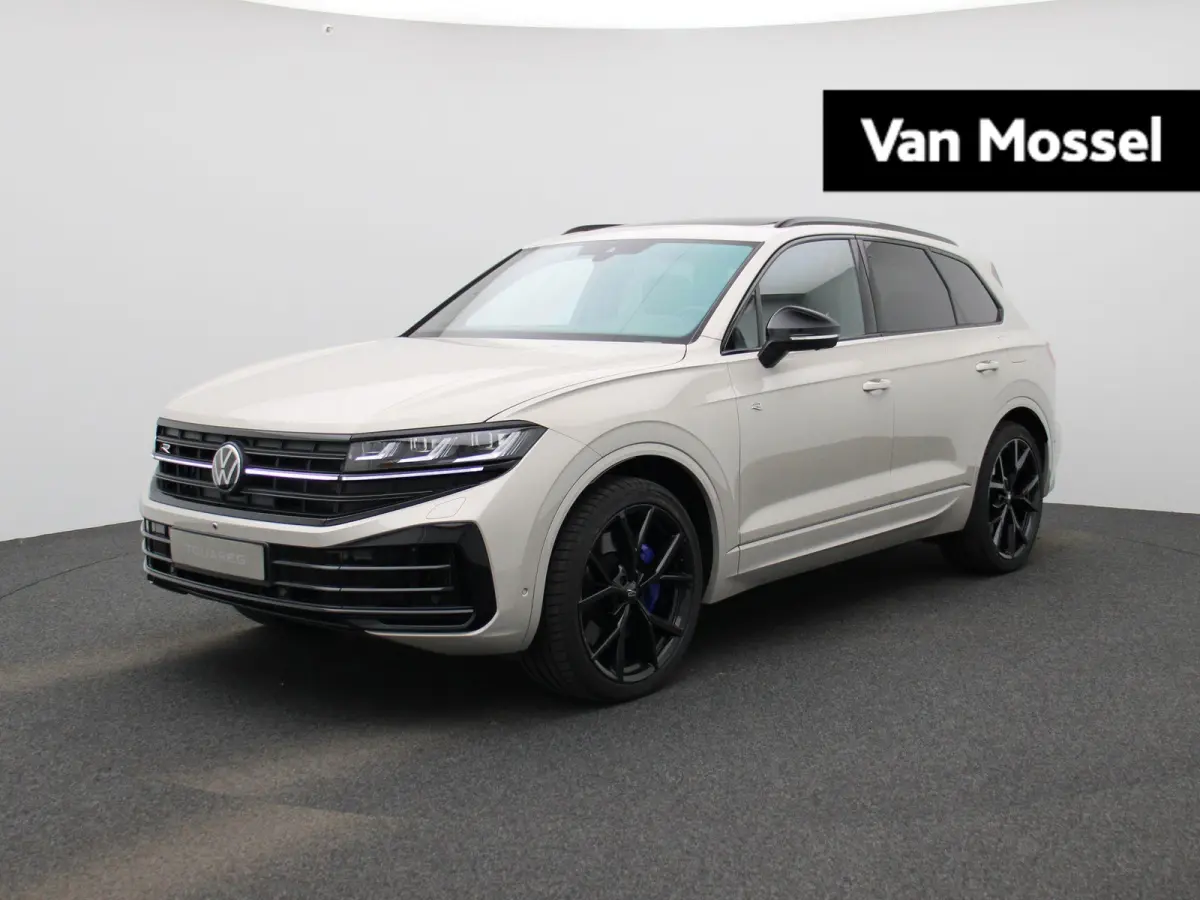 3.0 TSi eHybrid 4MOTION R Edition 462 PK| SoH 100% | V6 | Panoramadak | Leder Interieur | Luchtvering | Navigatie | Dodehoekdetectie | 360 Camera | Head-Updisplay | Stoelverwarming Voor & Ac