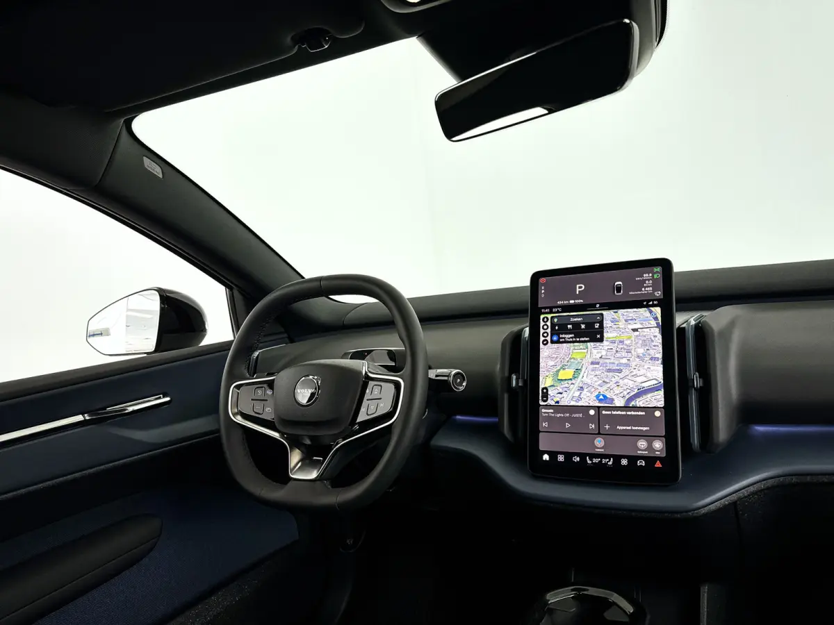 Single Motor Extended Range Plus Europa 69 kWh | Parkeercamera | Harman Kardon | Stoel- en stuurverwarming | Elektrische stoelen