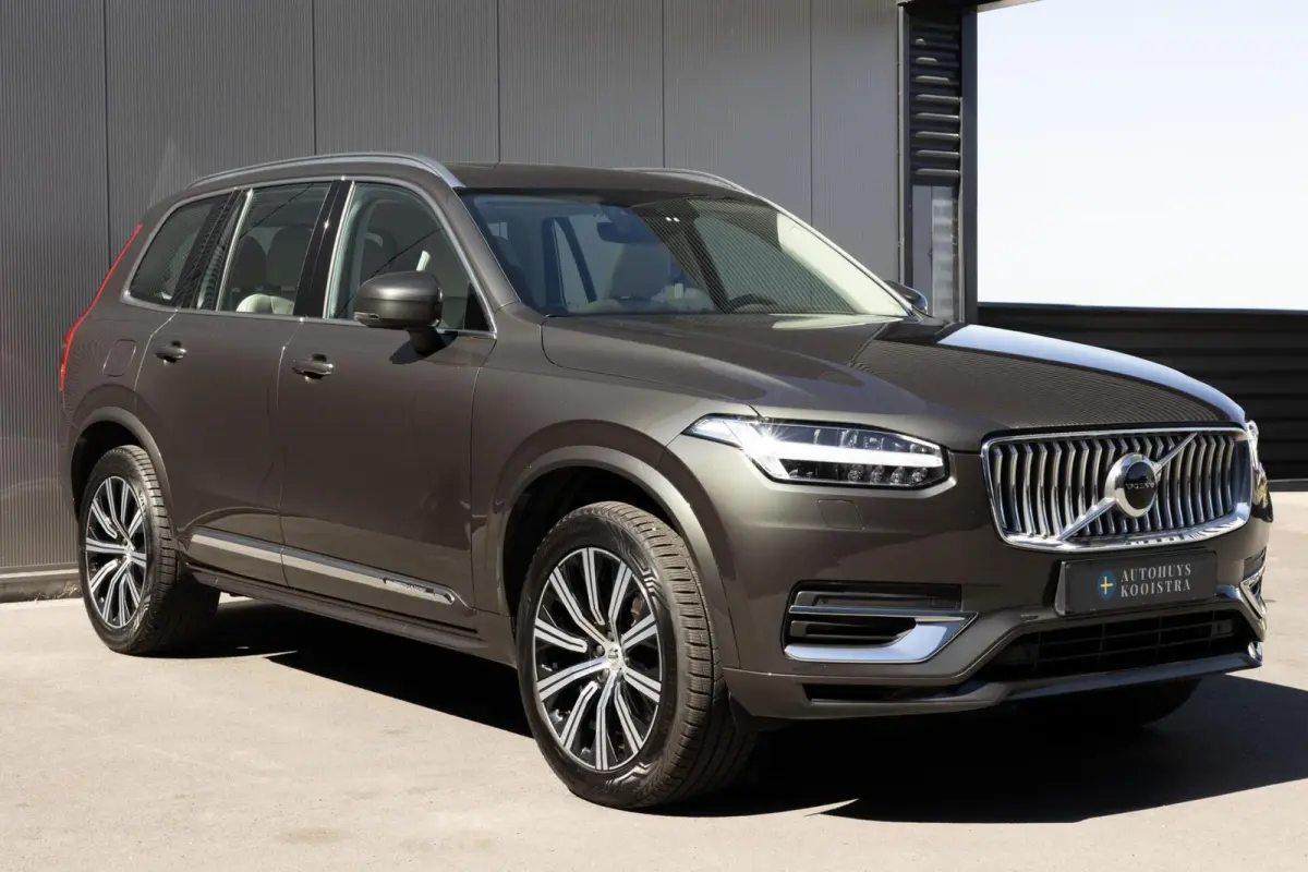 2.0 T8 Plug-in hybrid AWD Ultra Bright Longrange|Panorama|Trekhaak|H/K Audio