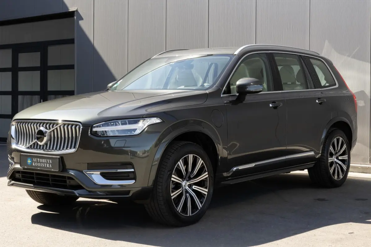 2.0 T8 Plug-in hybrid AWD Ultra Bright Longrange|Panorama|Trekhaak|H/K Audio