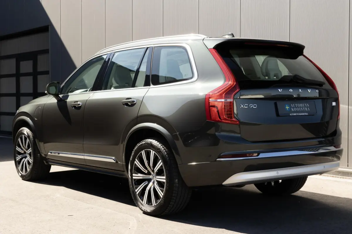 2.0 T8 Plug-in hybrid AWD Ultra Bright Longrange|Panorama|Trekhaak|H/K Audio