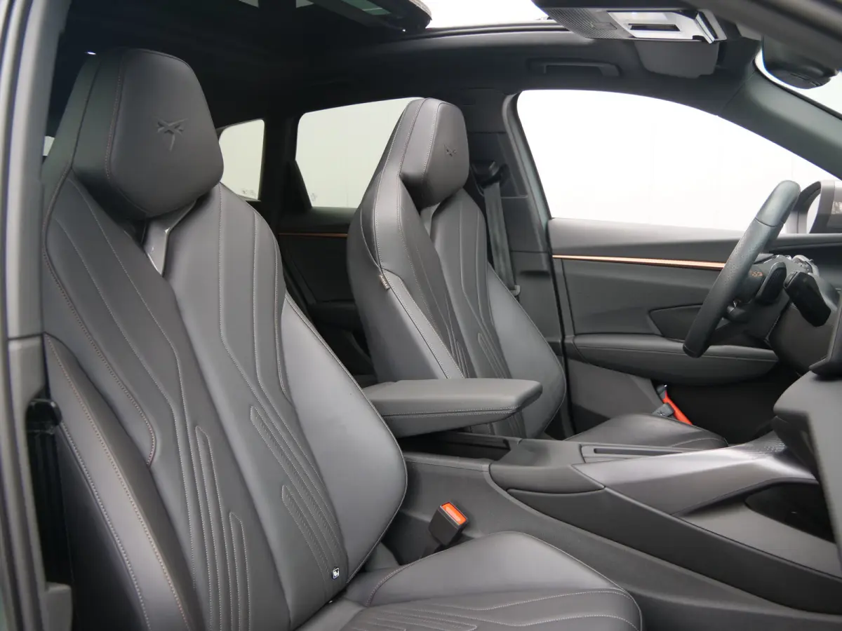 1.5 TSI e-Hybrid VZ America s CUP 272 Pk Automaat Navi / DAB / Apple Carplay / Camera / Pano-dak