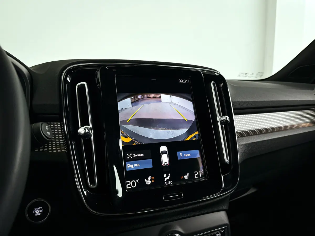 T4 R-Design | Parkeercamera | Stoel- en Stuurverwarming | Cruise control | Navigatie